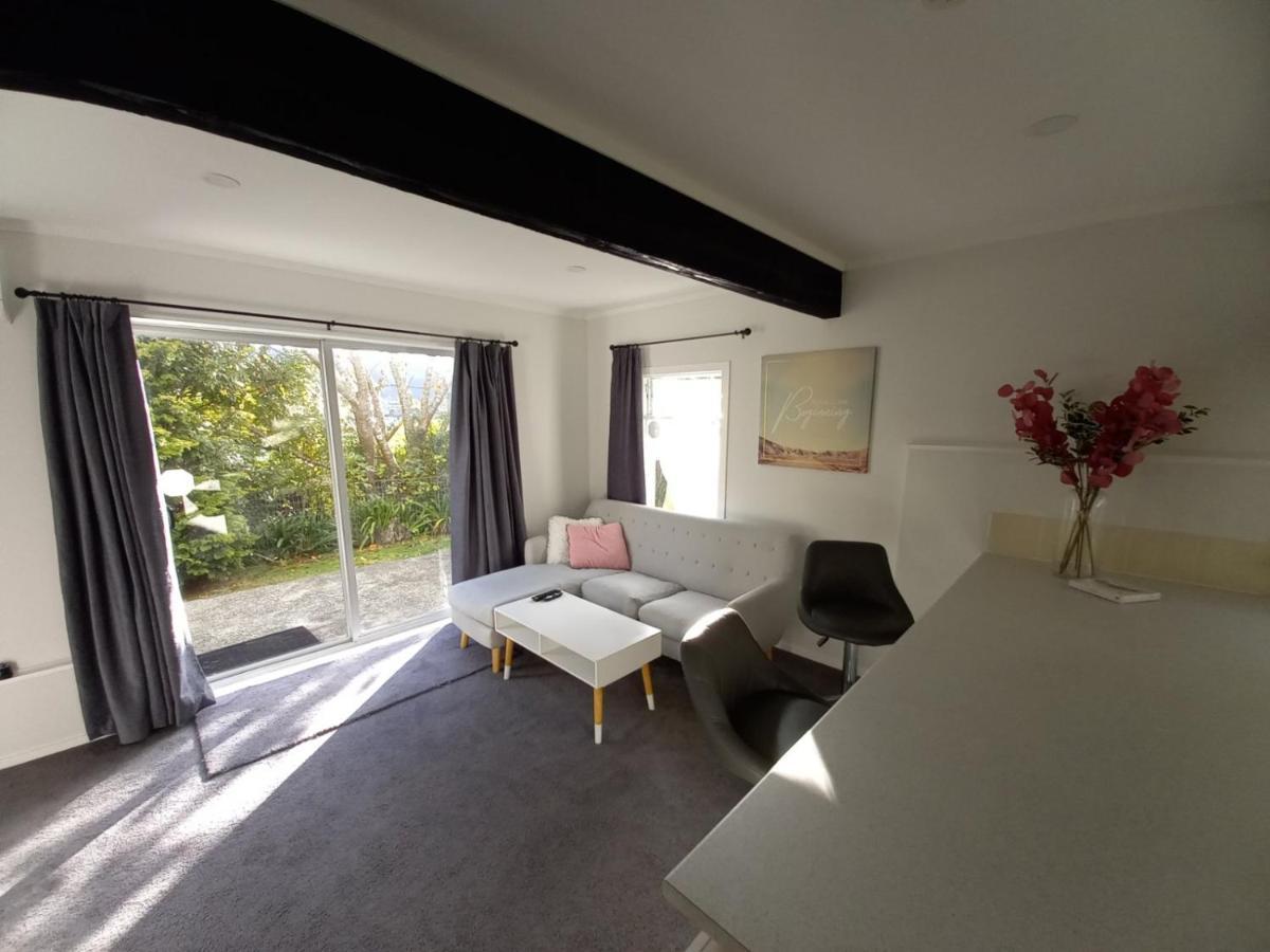 Lemon Tree Apartment Tawa Wellington Exterior photo